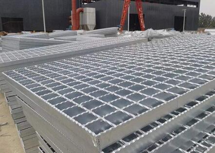 安裝鋼格柵需要注意哪些事項